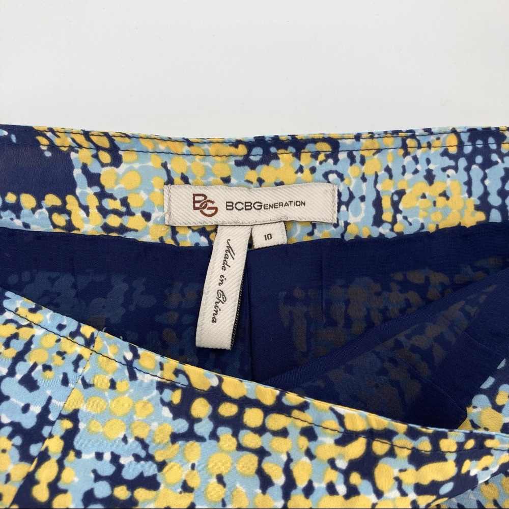 BCBGeneration Top - size 10